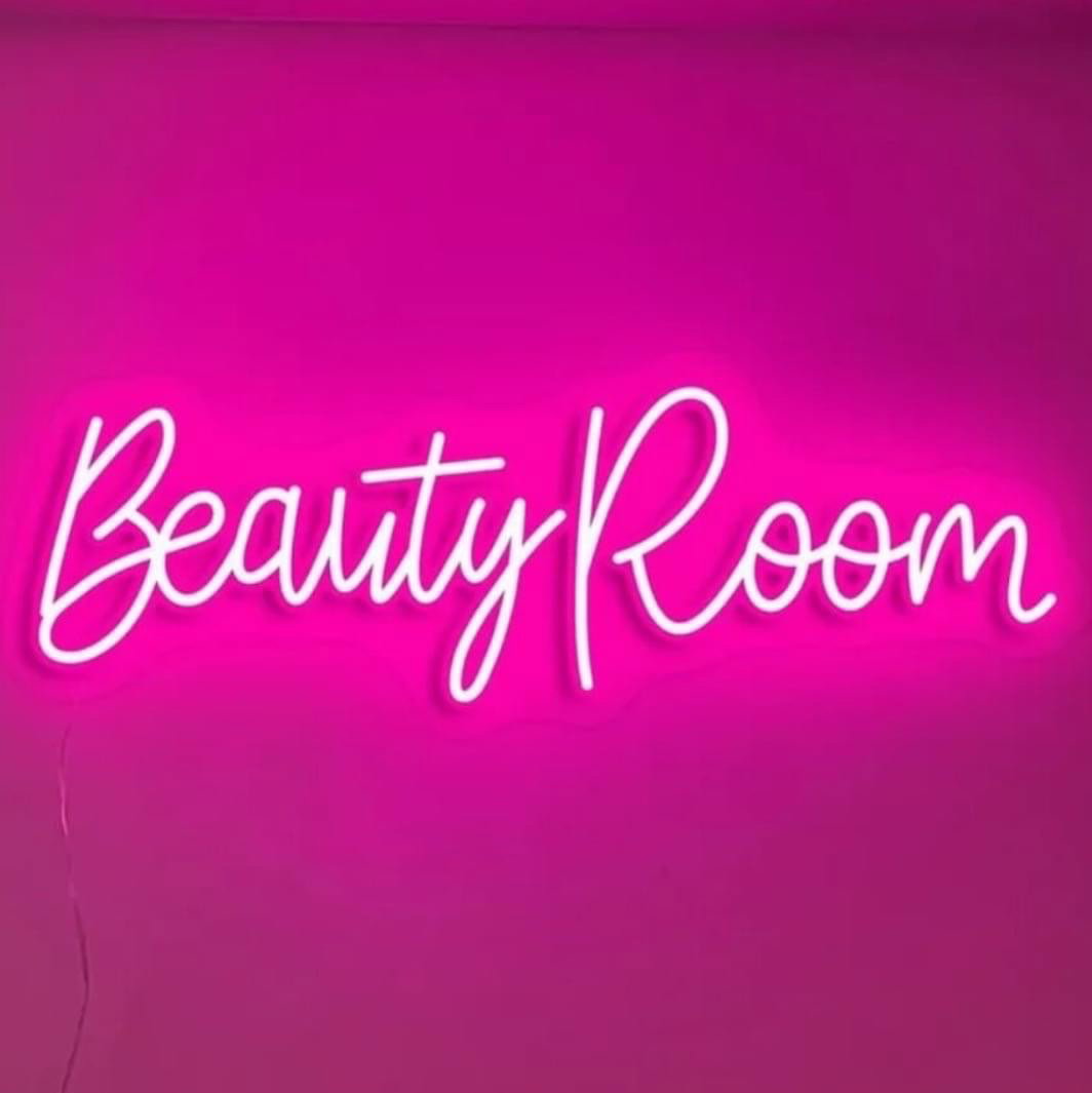 BEAUTY ROOM 28