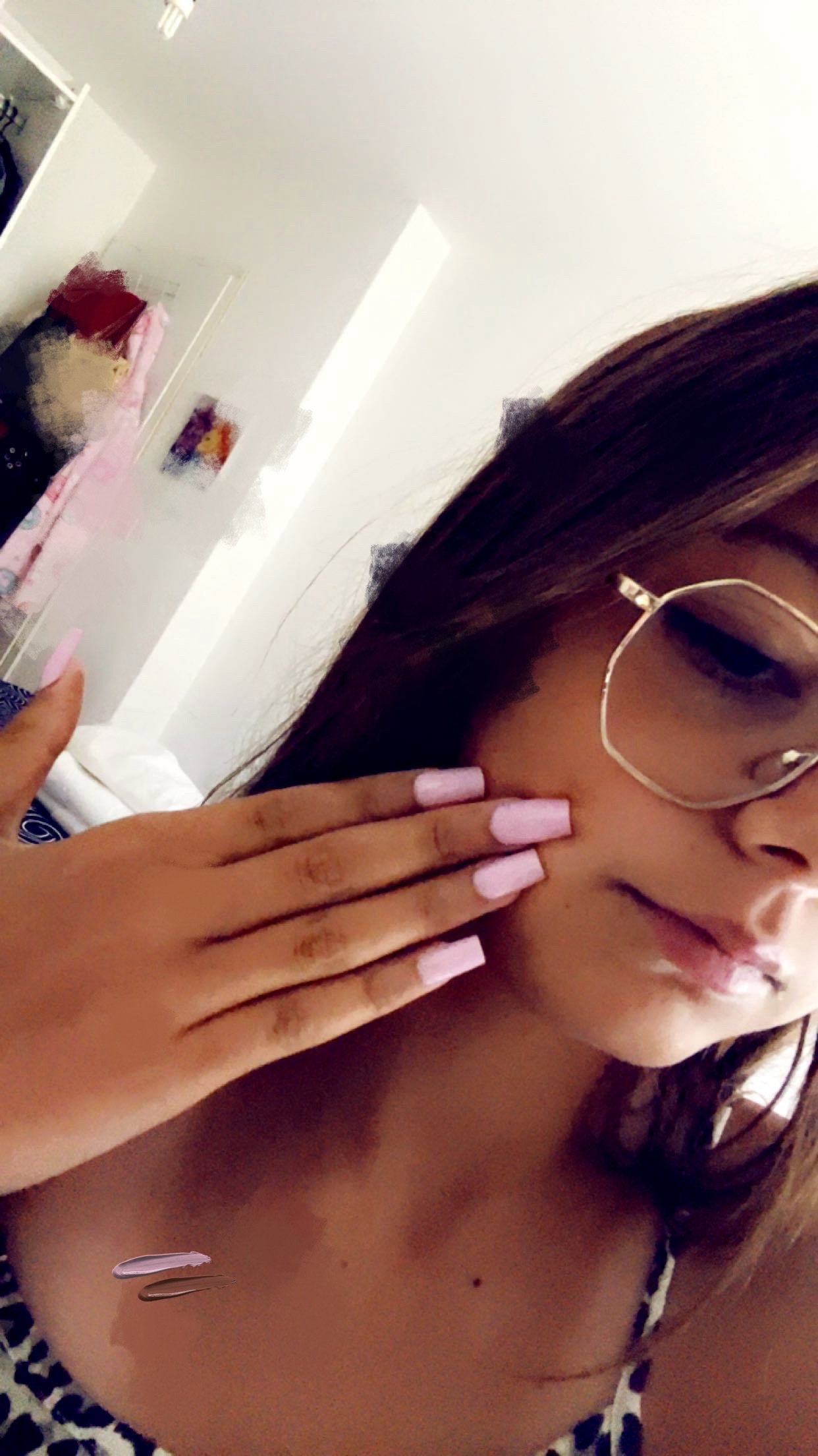 ll_liaa_nails