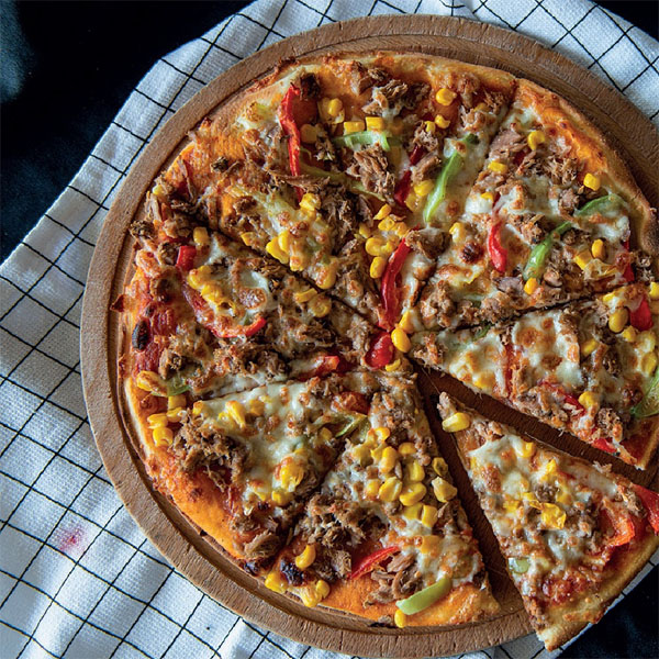 Pizza Al Tonno - Ozizo