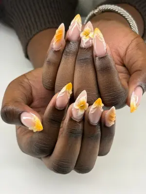 Deyti nails