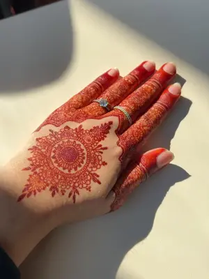 Henna.by.afsheen25