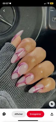 Aurora_nails