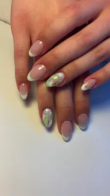 Les ongles de Marina