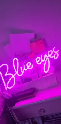 Blue_eyes77370