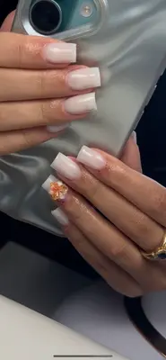Glow.nailz