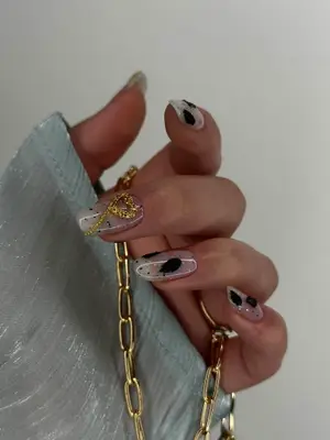 Bela Nails