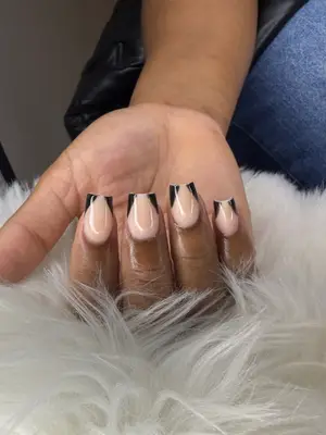 Joh nails