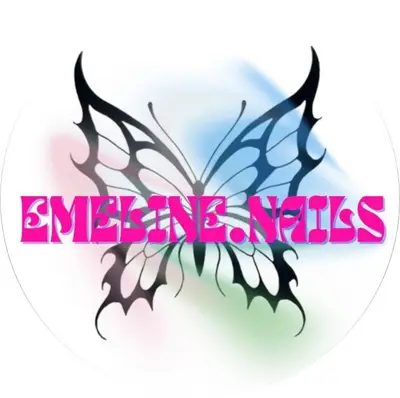 emeline.nails