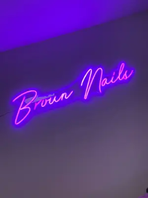 broun.nails