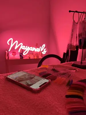 Mayanailss