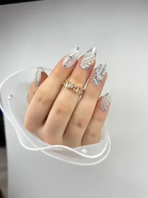 𝑳𝒚’𝑵𝒂𝒊𝒍𝒔𝑨𝒓𝒕𝒔