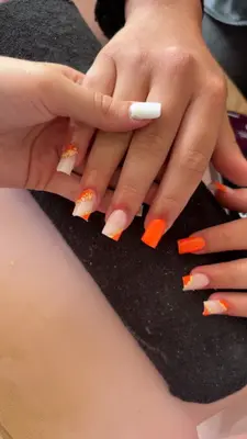 H nails