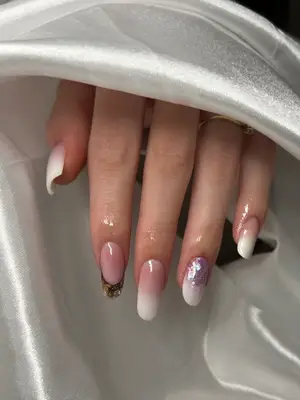 lly-nailss