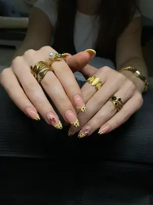 BeckyNails.Lille