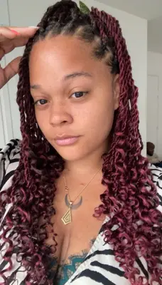 Cecile GLOW