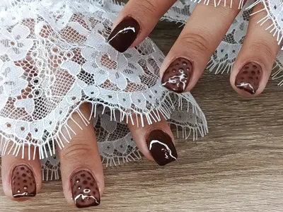 Aux ongles caméléon
