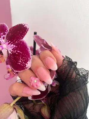 Francesca_nails_la_bassée