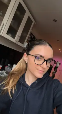 chloe77190
