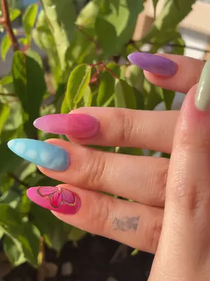 Daiéva nails Lyon