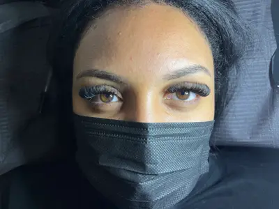 Lash,cils
