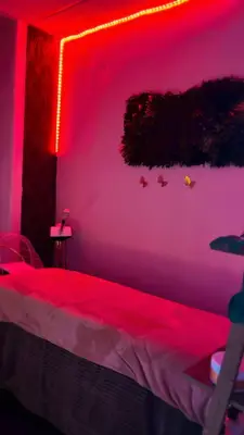 HEAD SPA & BEAUTY