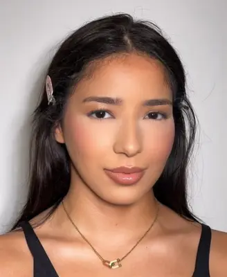 Mona Mua