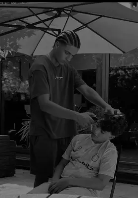 Zk Barber