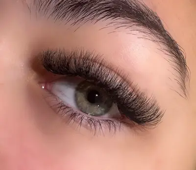 ia_lashbeaut