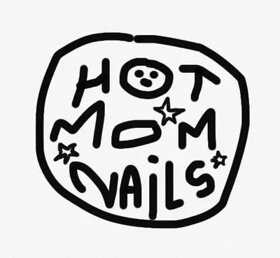 hotmomnails