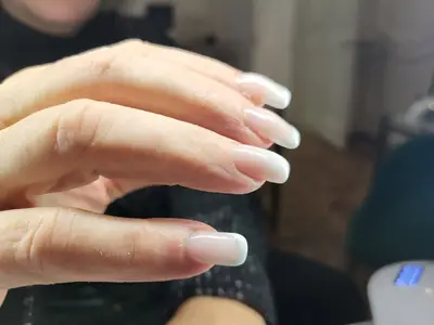 nails by H