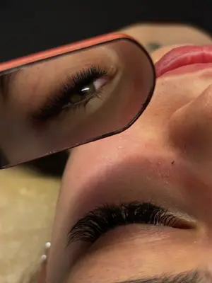 riri_eyes beauty