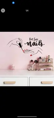 laura_naiilss33