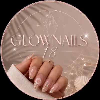 GlowNails18