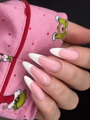 Artinails