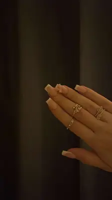 Nails-beauty