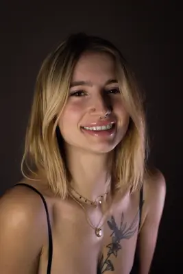 Bellaa_Auraa