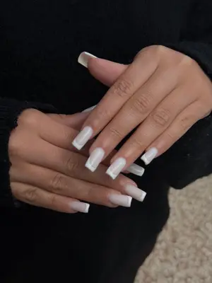 lo'nails