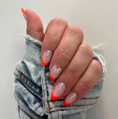 GlossyNails49