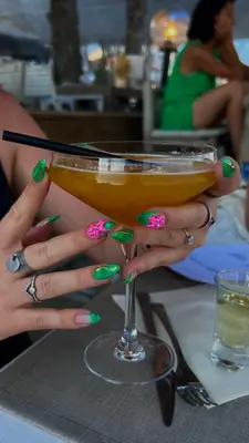 sonael nails