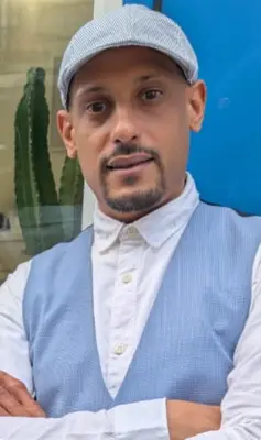 Amine barber