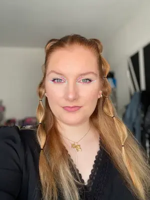 MC MUA