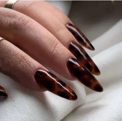 Studio Nails by Tess