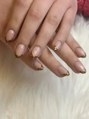 ilonails._