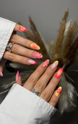 LAUNAAILS