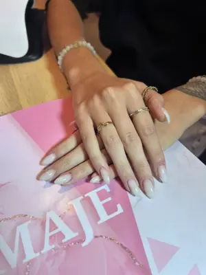 illusia_nails