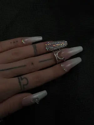lu-nails
