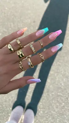 lyns_naiiils