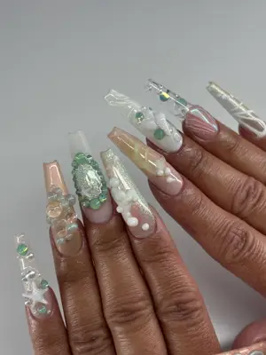 YourNailsByCaro