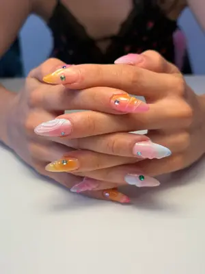 Floranailzz