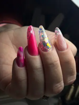 Lily nail's Studio